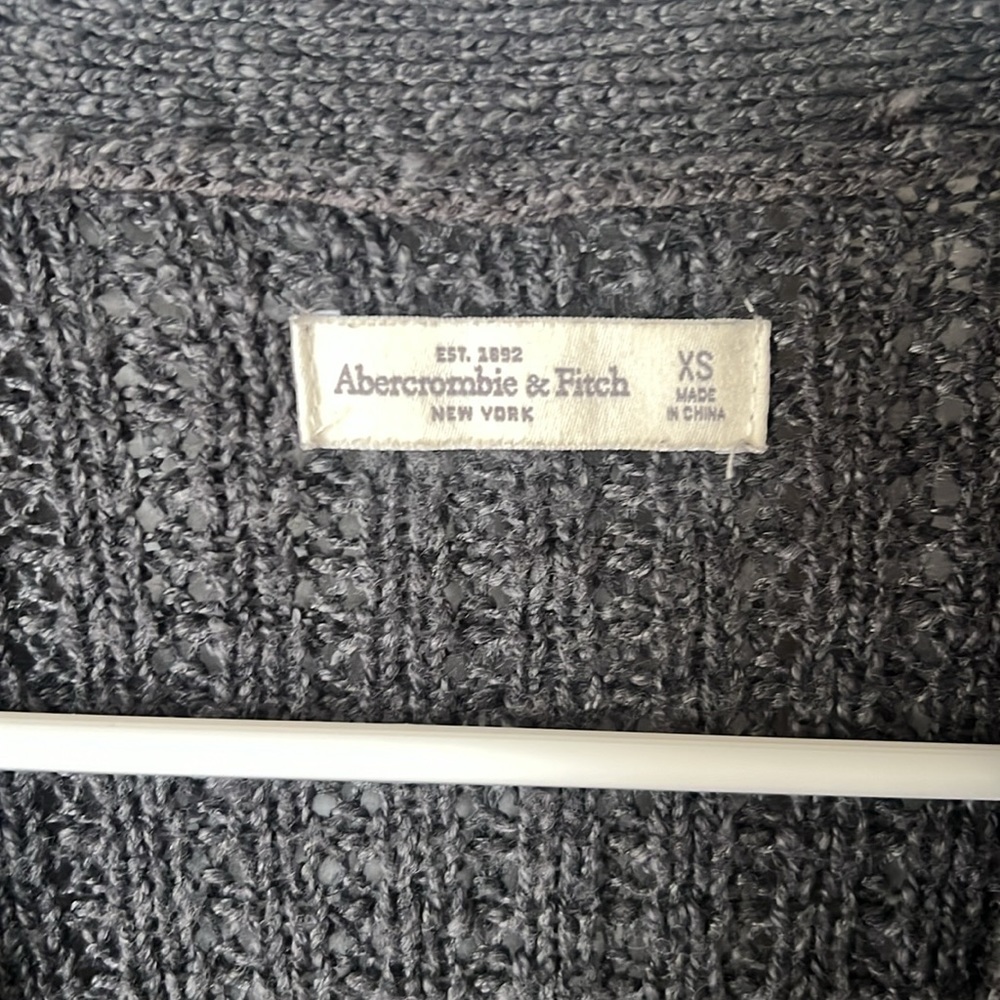 Women’s x-small cardigan - Picture 2 of 2